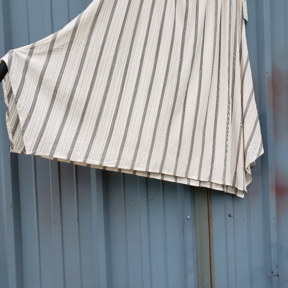 Ava James Asymmetrical Skirt Cream/Black Stripes - Picture 3 of 5